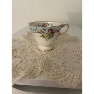 Foley China Vintage Tea Cup Floral Bone China Made in England V2502 Gold Trim